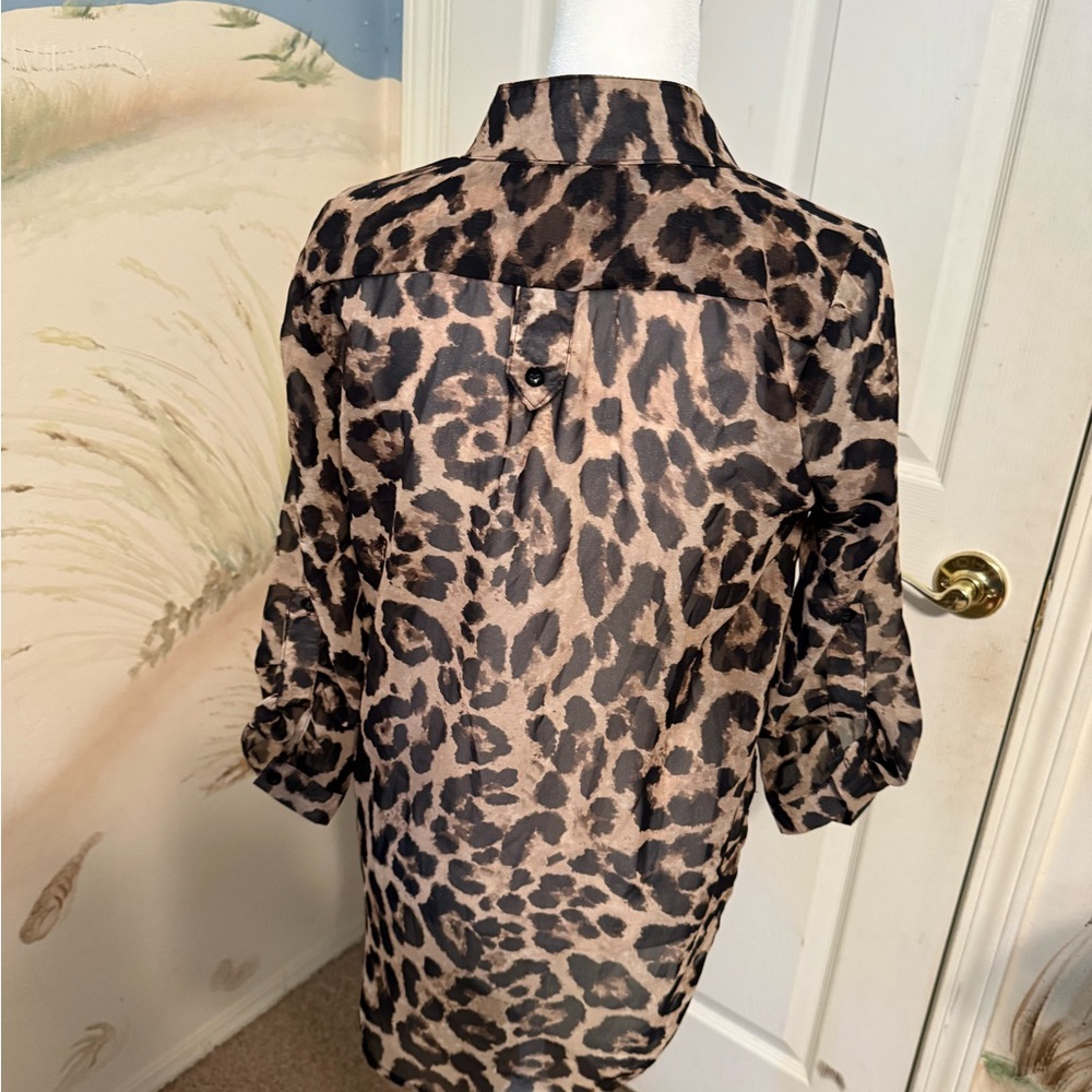 Women’s leopard print sheer blouse - Picture 2 of 6